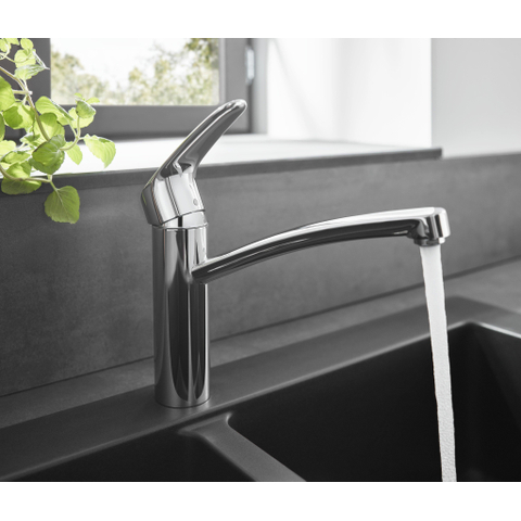 Hansgrohe keukenkranen Focus - 1 gats keukenkraan - ecosmart - met draaibare uitloop - coolstart - hoogglans chroom 0605472