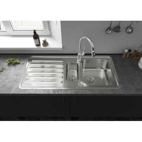 Hansgrohe Focus m42 1 greeps keukenkraan - 220 uittrekbare vuistdouche - 2 straalsoorten - hoogglans chroom SW241693