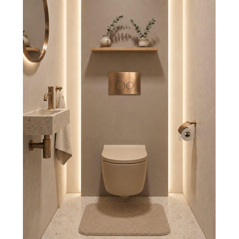 QeramiQ Dely Toiletset - 36.3x51.7cm - diepspoel - rimless - Geberit UP320 inbouwreservoir - softclose toilet zitting 35 mm - koperen bedieningsplaat - ronde knoppen - mat beige SW1236515