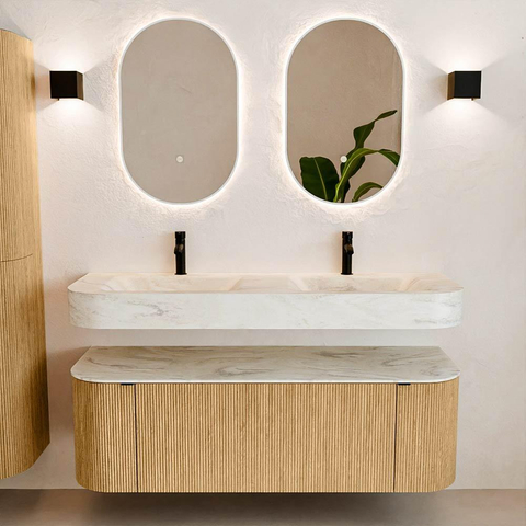 MONDIAZ THOR-DLUX 140cm badmeubel ronding links + rechts kleur Oak met 1 lade en 2 deuren. Vrijhangende wastafel CLOUD Dubbel 2 kraangaten kleur Ostra. SW1463919