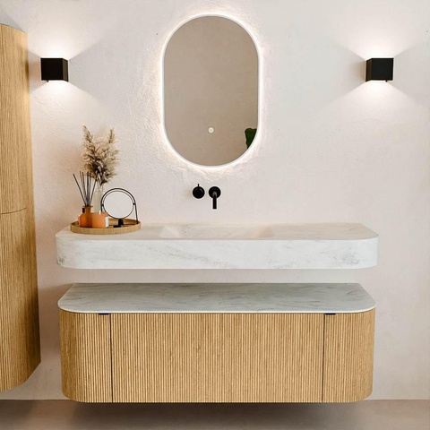 MONDIAZ THOR-DLUX 140cm badmeubel ronding links + rechts kleur Oak met 1 lade en 2 deuren. Vrijhangende wastafel CLOUD Midden zonder kraangat kleur Opalo. SW1463931