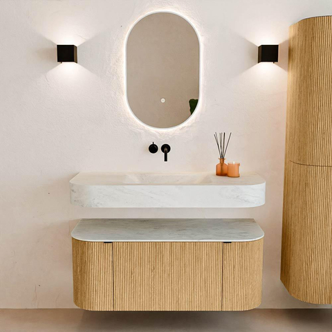 MONDIAZ THOR-DLUX 110cm meuble de salle de bains arrondi gauche + droite couleur Oak avec 1 tiroir et 2 portes. Vasque suspendue CLOUD Milieu sans trou de robinet couleur Opalo. SW1462753
