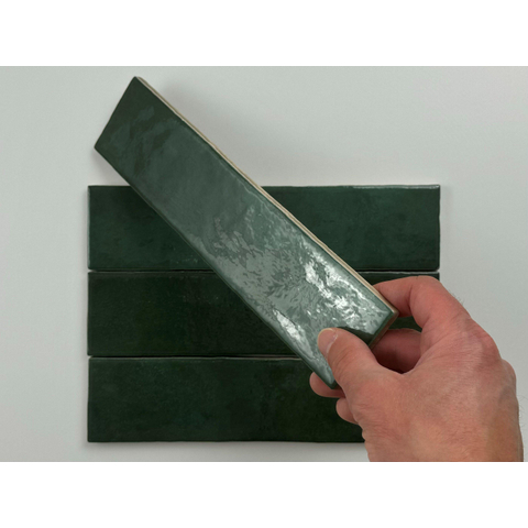 ÉCHANTILLON Terravito Mellina Carreau mural en céramique - 6x24,6cm - 8mm - Vert foncé SW1441123