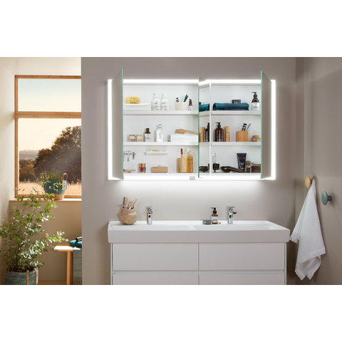 Villeroy & Boch My View Now My view spiegelkast - 130x75cm - 3 deuren - 3 contactdoos LED - zilver SW641584