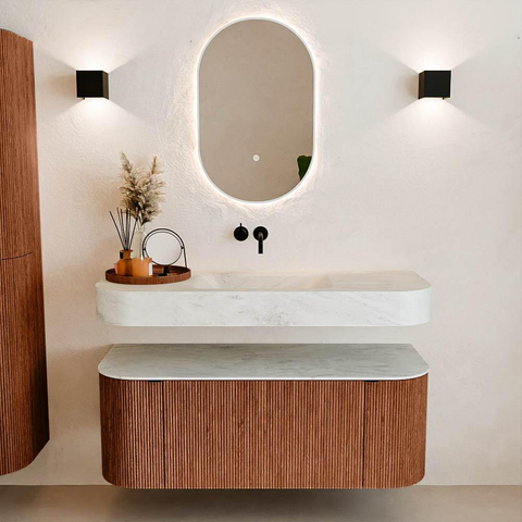 MONDIAZ THOR-DLUX 120cm badmeubel ronding links + rechts kleur Ruby met 1 lade en 2 deuren. Vrijhangende wastafel CLOUD Midden zonder kraangat kleur Opalo. SW1463128
