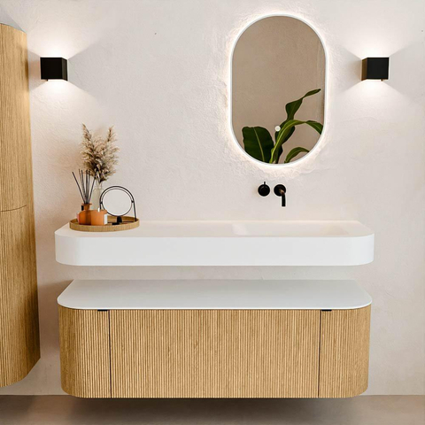 MONDIAZ THOR 140cm meuble de salle de bains arrondi gauche + droite couleur Oak avec 1 tiroir et 2 portes. Vasque suspendue CLOUD droite sans trou de robinet couleur Talc. SW1463915