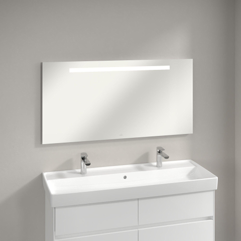 Villeroy & Boch More to see one spiegel - met geïntegreerde led verlichting - 120x60cm - inclusief bevestiging - glans zilver SW454100
