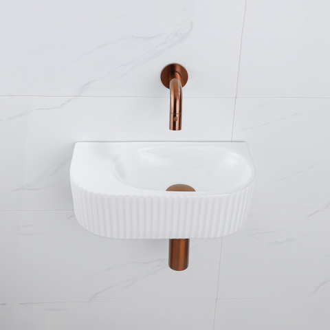 QeramiQ Fuente fonteinset – halfrond – 40x21.5x12 cm – keramiek wit glans – zonder kraangat – geribbeld SW1233126