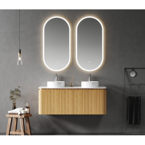Royal Plaza Terra Wastafelonderkast 120cm 2 lades afgeronde hoeken sandwood licht eiken met slid surface topblad en 2 solid suface waskommen 56x32x15.5cm SHOWROOMMODEL SHOW26713