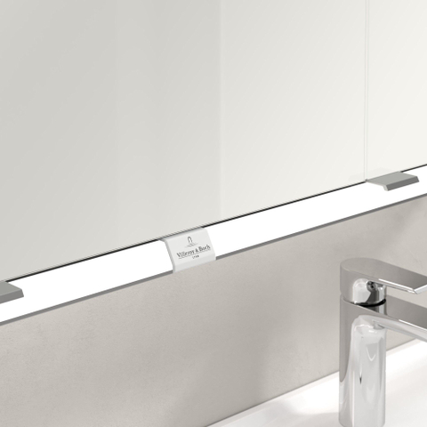 Villeroy & Boch My View Now spiegelkast - met 3 deuren - met led verlichting en wastafelverlichting - 120x75x16.8cm - met sensorschakelaar - Aluminium (zilver) SW701253