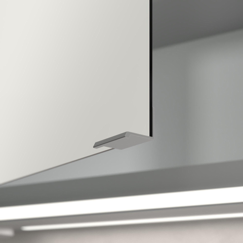 Villeroy & Boch My View Now spiegelkast - met 3 deuren - met led verlichting en wastafelverlichting - 160x75x16.8cm - met sensorschakelaar - Aluminium (zilver) SW702118