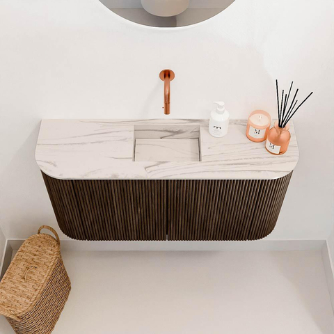Mondiaz JOYA-DLUX 83.2cm toiletmeubel - ronding links en rechts kleur Walnut - Wastafel FAYE positie Midden Zonder kraangat kleur Nata. SW1424554
