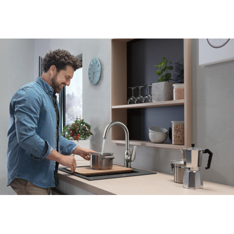 Hansgrohe Focus m42 Eengreeps keukenmengkraan - 220 - hoogglans chroom SW241697