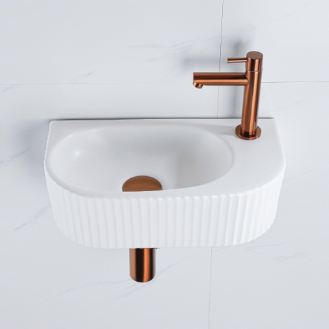QeramiQ Fuente fonteinset – halfrond – 40x21.5x12 cm – keramiek wit mat – kraangat rechts – geribbeld SW1233041