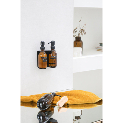 Wellmark Handcreme bruin glas zwarte pomp 250ml tekst IT IS ALL-IN YOUR HANDS Black label SHOWROOMMODEL SHOW22673