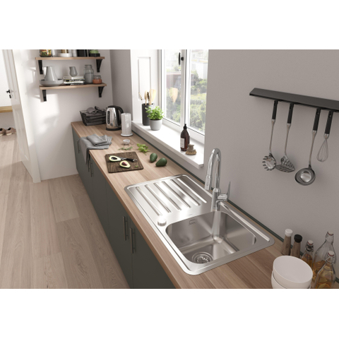 Hansgrohe Focus m42 1 greeps keukenkraan - 220 uittrekbare vuistdouche - 2 straalsoorten - hoogglans chroom SW241693