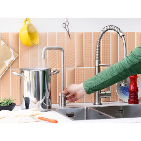 Quooker Nordic Square kokendwaterkraan - draaibare uitloop - Combi reservoir - Warm / kokend water - RVS SW99144