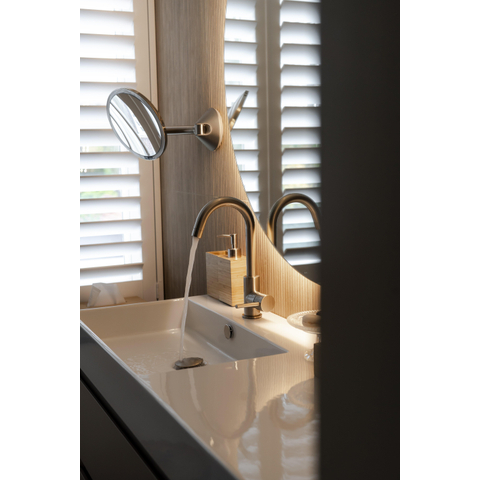 Fortifura Calvi Mitigeur lavabo rehaussé avec bec rotatif Inox brossé PVD SW809348