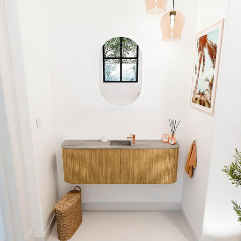 Mondiaz JOYA-DLUX 123.2cm toiletmeubel - ronding links en rechts kleur Oak - Wastafel FAYE positie Midden 1 kraangat kleur Oza. SW1424169