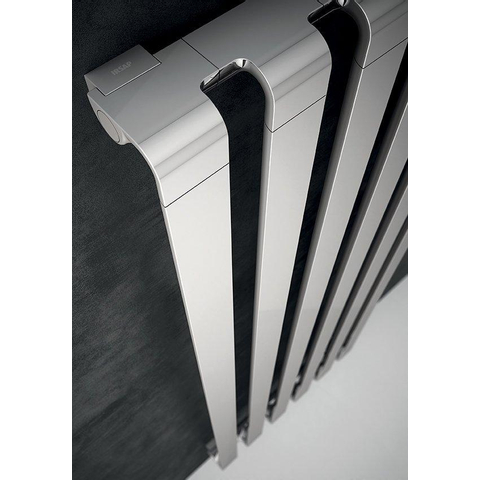Nemo Stock Radiateur design STEPV aluminium H 1800 x L 670 mm 789 W couleur chromée SW291288