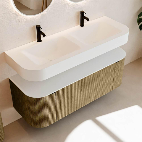 MONDIAZ THOR 130cm meuble de salle de bains arrondi gauche + droite couleur Dusk avec 1 tiroir et 2 portes. Vasque suspendue CLOUD Double 2 trous de robinet couleur Talc. SW1463613