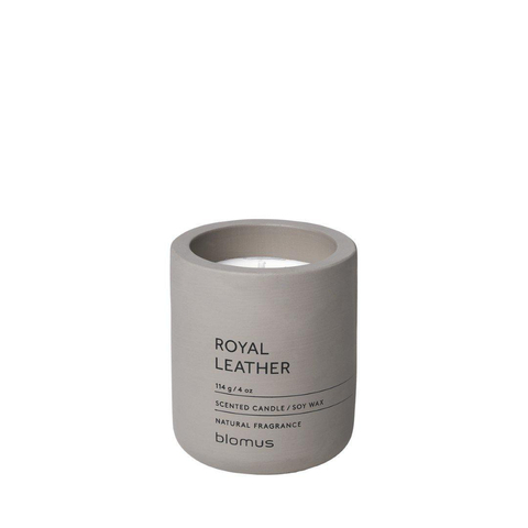 Blomus Fraga Geurkaars - royal - leather - hoogte 8cm - diameter 6.5cm - satellite SHOWROOMMODEL SHOW25507