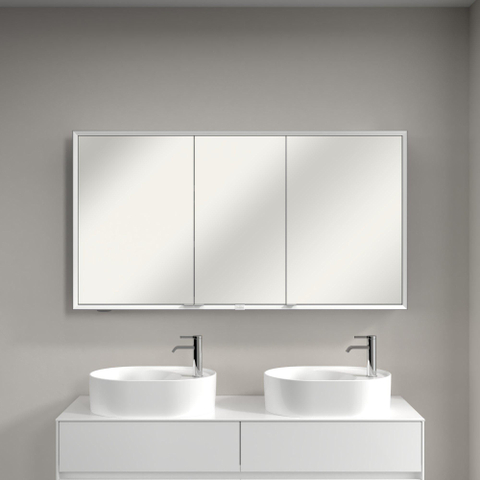 Villeroy & Boch My View Now spiegelkast - met 3 deuren - met led verlichting en wastafelverlichting - 140x75x16.8cm - met in/uit schakelaar - Aluminium (zilver) SW701121