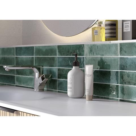 Terravito Giavelo wand- en vloertegel - 6x24.6cm - 8.4mm - Rechthoek - Overig - glans groen - Green SW1601895