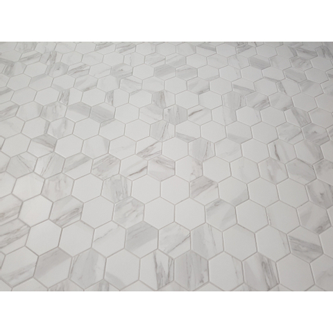 The Mosaic Factory Barcelona mozaïektegel - 25.6x29.6cm - wand en vloertegel - Zeshoek/Hexagon - Porselein Carrara White Mat SW157759