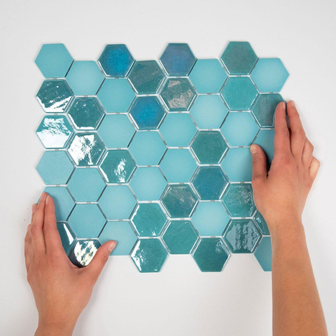 La mosaïque Mosaic Factory Valencia - 27,6x32,9cm - carrelage mural - Hexagone - Verre recyclé Turquoise mat/brillant SW382569