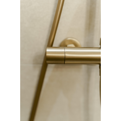 Fortifura Calvi Regendoucheset - thermostatisch - 25cm hoofddouche - metalen slang - staafhanddouche - Geborsteld Messing PVD (Goud) SW788000