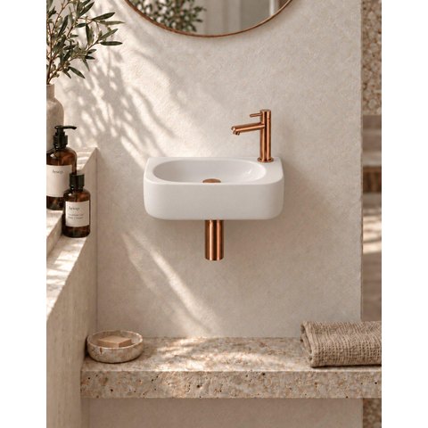 QeramiQ Fuente fonteinset – 40x21.5x12 cm – keramiek wit mat – kraangat rechts – geborsteld koperen kraan SW1232836