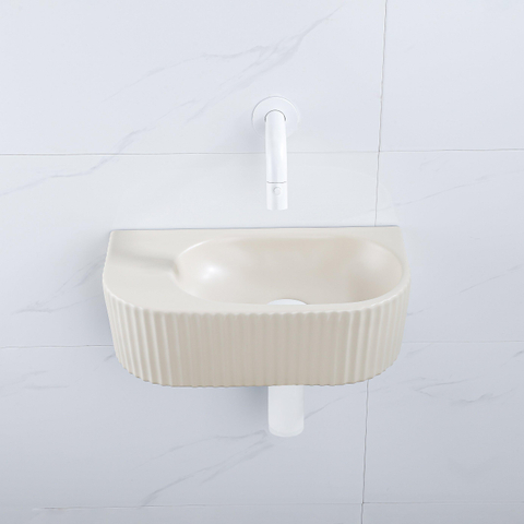 QeramiQ Fuente fonteinset – halfrond – 40x21.5x12 cm – keramiek beige – mat witte kraan – geribbeld SW1233097