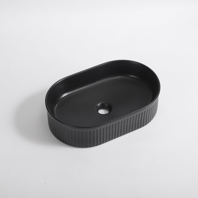 QeramiQ Arto waskom - 49.5x31.5x13cm - geribbeld - ovaal - keramiek - mat zwart SW1413966