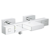Grohe Cube Mitigeur thermostatique de baignoire avec inverseur et connexions chrome 0442352 Grohe Cube Mitigeur thermostatique de baignoire avec inverseur et connexions chrome 0442352