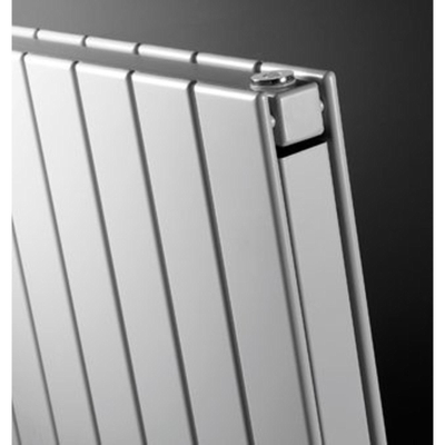 Vasco Viola V1ZB designradiator enkel 578x1800mm 1196W zwart (M300)